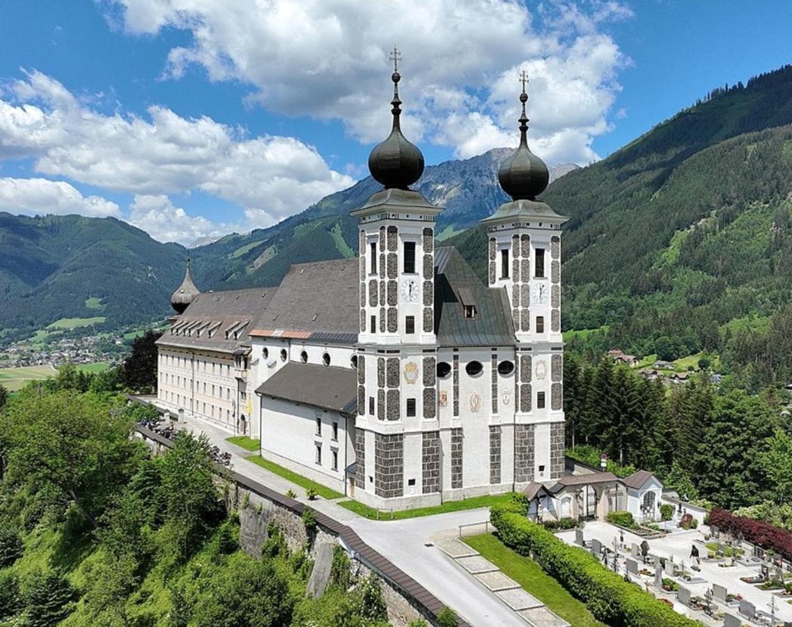 Hotel Die Traube Admont Exteriér fotografie
